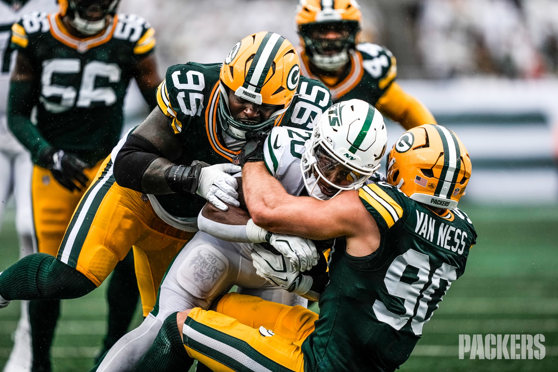 Green Bay defenders tackle a Jets ball carrier at MetLife Stadium on September 20, 2026.